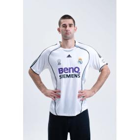 РЕТРО ФУТБОЛКА РЕАЛ МАДРИД  (2006)