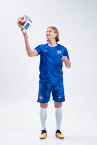 ВЗРОСЛАЯ ФОРМА ЧЕЛСИ 25/26 (ДОМАШНЯЯ) ВЗРОСЛАЯ ФОРМА ЧЕЛСИ 25/26 (ДОМАШНЯЯ)