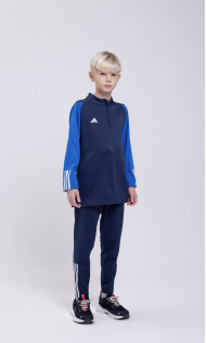 ДЕТСКИЙ ТРЕНИРОВОЧНЫЙ КОСТЮМ