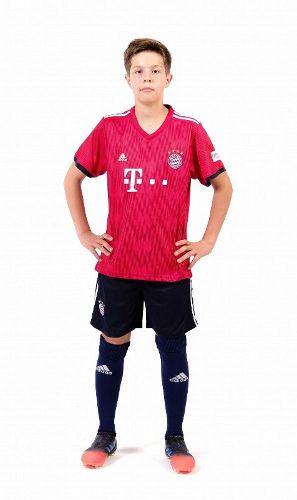Бавария Мюнхен домашняя детская футбольная форма комплект 2018/2019/майка и шорты