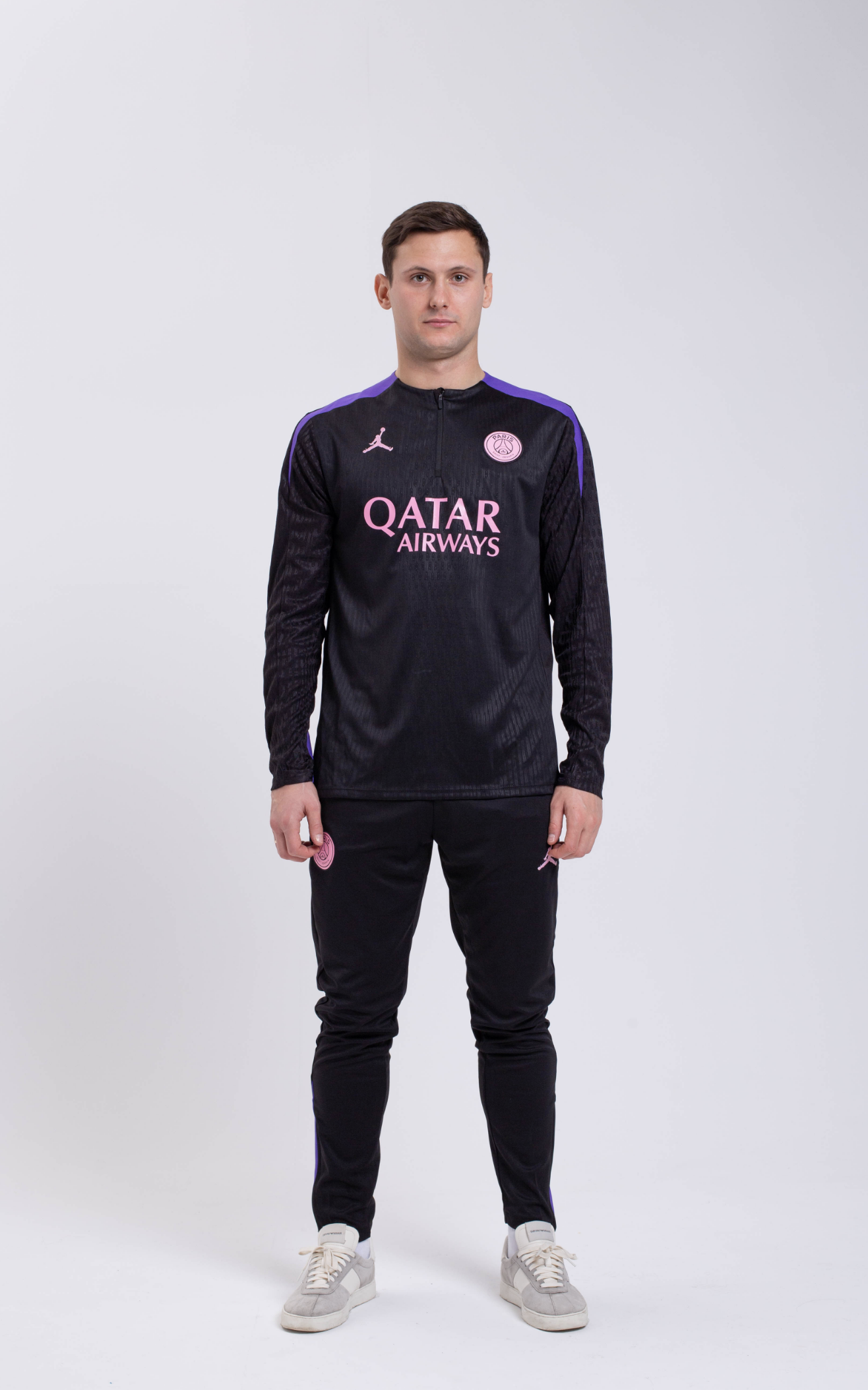 ТРЕНИРОВОЧНЫЙ КОСТЮМ ПСЖ ТРЕНИРОВОЧНЫЙ КОСТЮМ ПСЖ